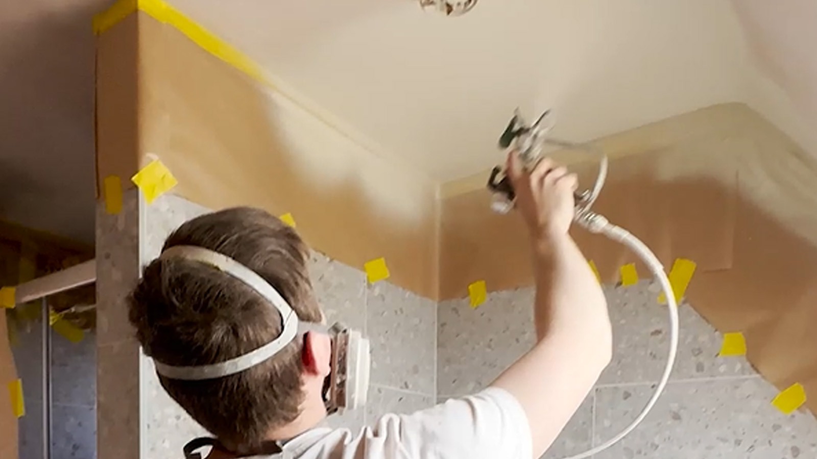 Airless spray painting Airless spray painting